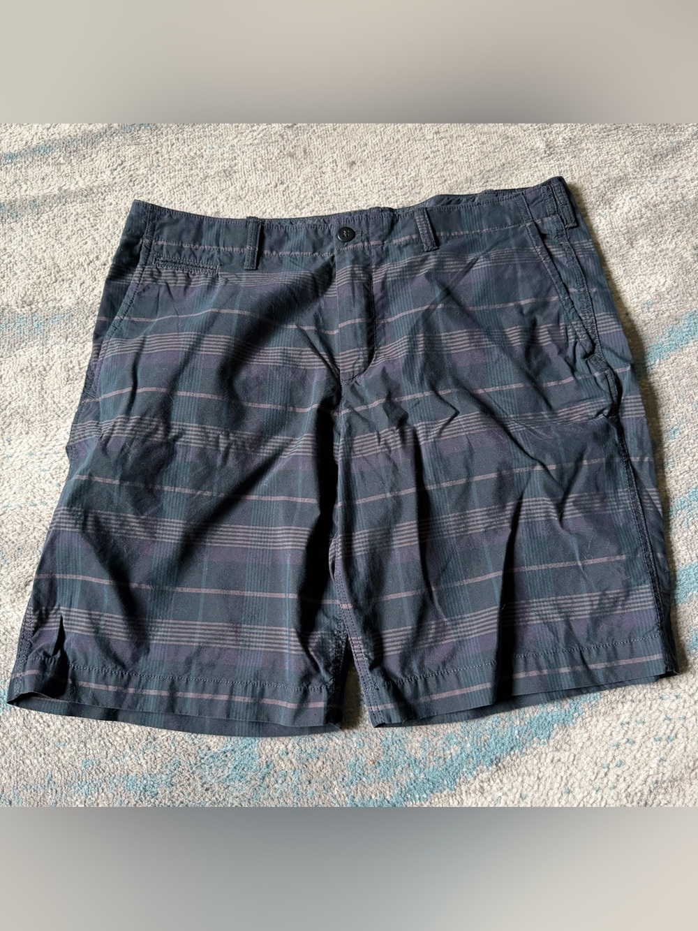 Gap Men's Size 38 Plaid Shorts